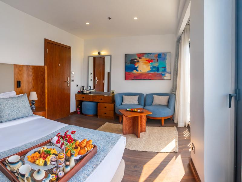 Sonesta Dahabeya Amirat II Executive Cabin