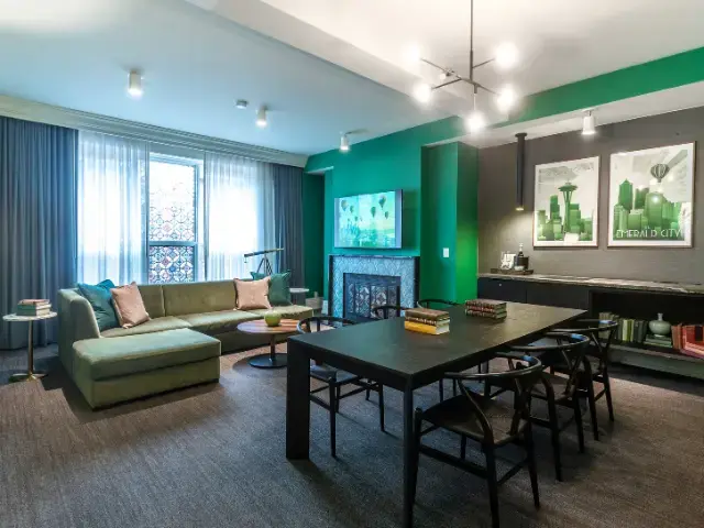 The Emerald City Experience